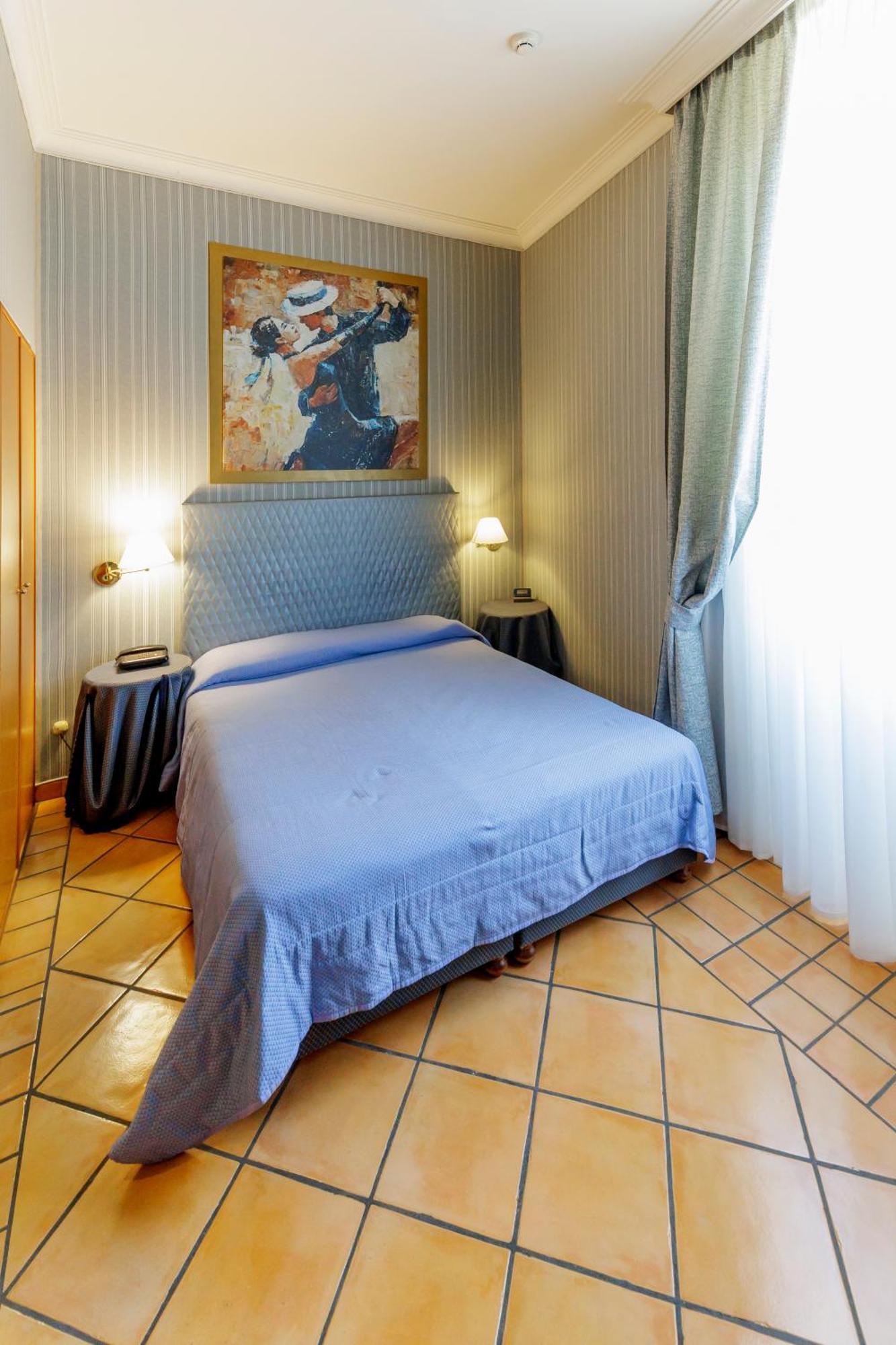 רומא Hotel Lirico מראה חיצוני תמונה