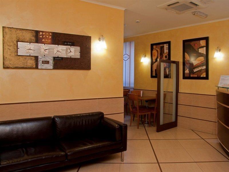 רומא Hotel Lirico מראה חיצוני תמונה