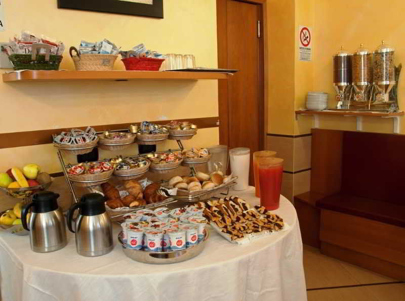 רומא Hotel Lirico מראה חיצוני תמונה