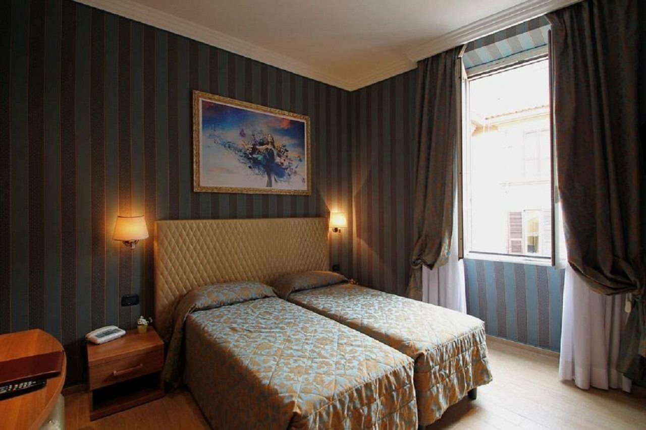 רומא Hotel Lirico מראה חיצוני תמונה